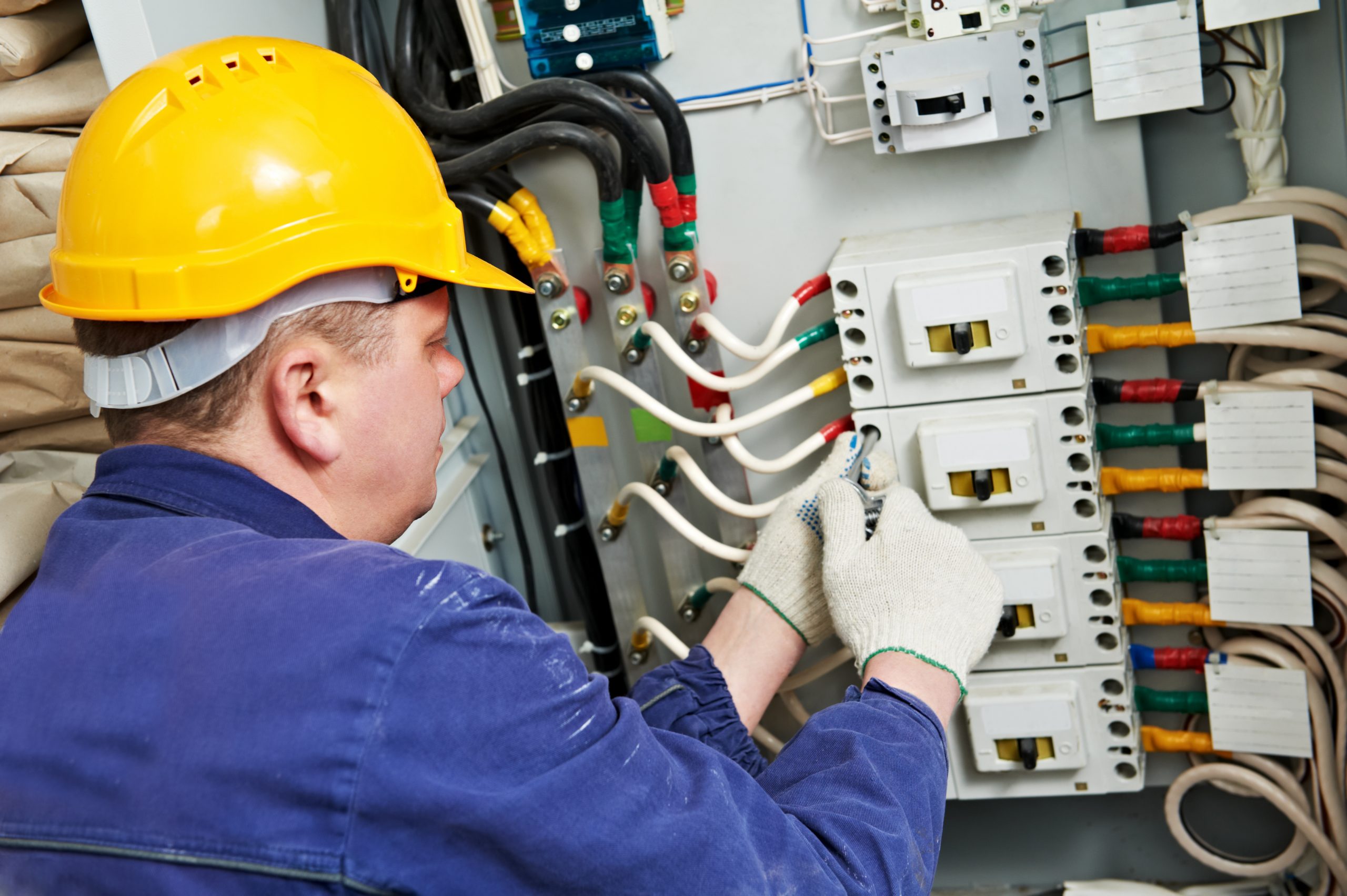 Advice from reliable Electricians while you up to date an electrical service
